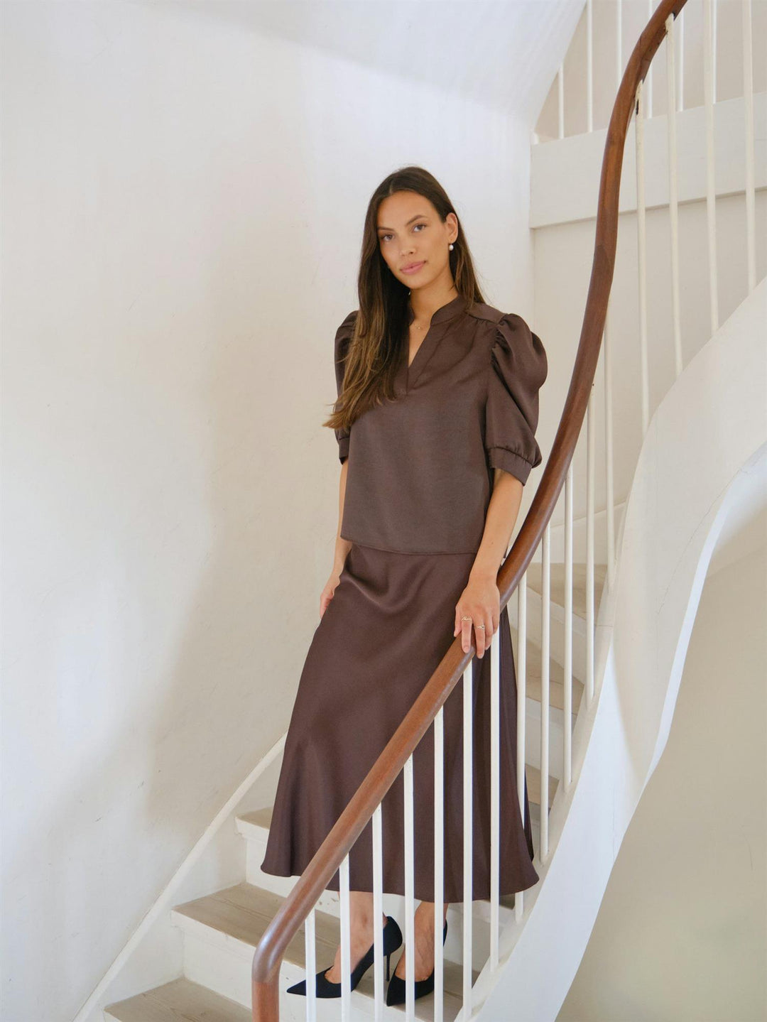 Roella Heavy Sateen Blouse Dark Brown