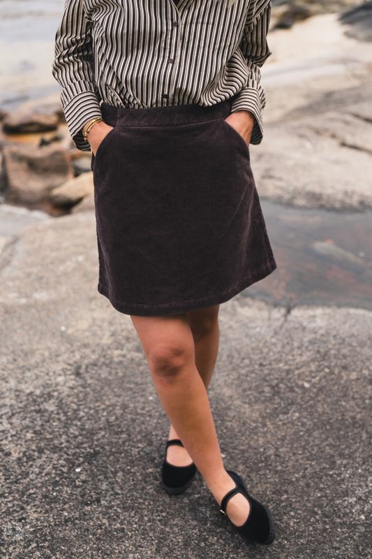 Ella HW Skirt Black Coffee