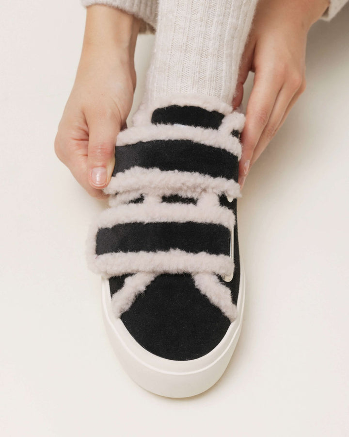 Shearling Low Velcro Black