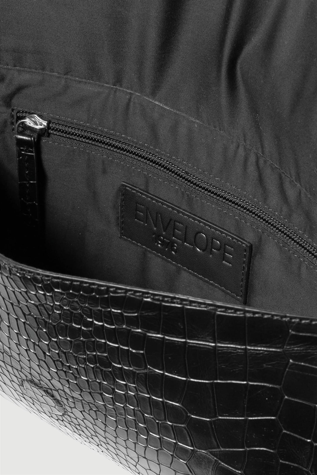 Onyx Clutch Black Croc