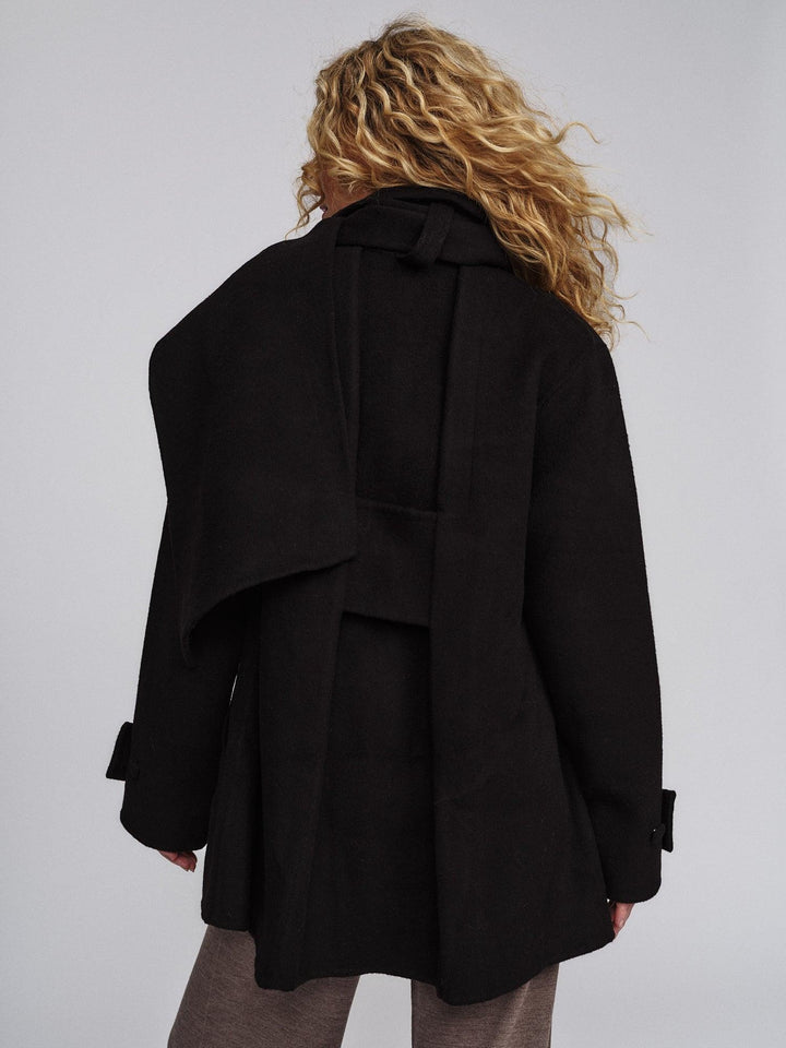 Clara Coat Black