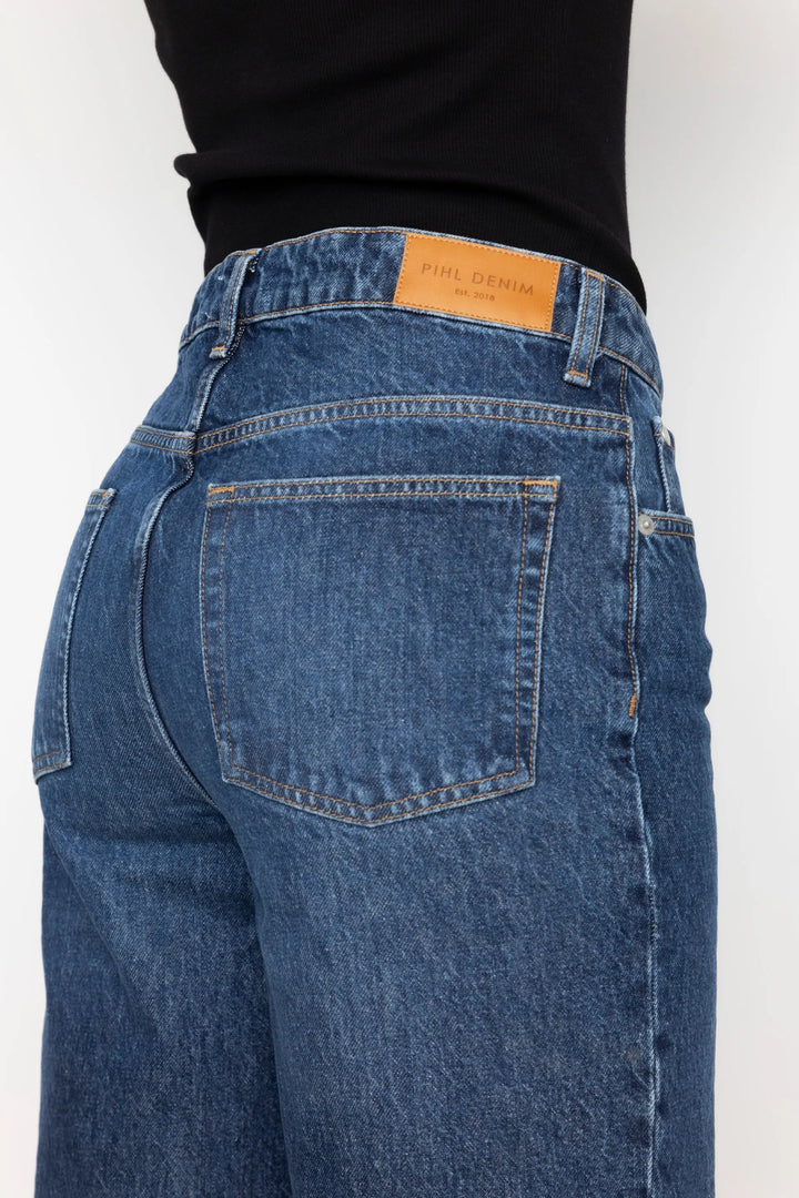 Billie Washed Dark Blue