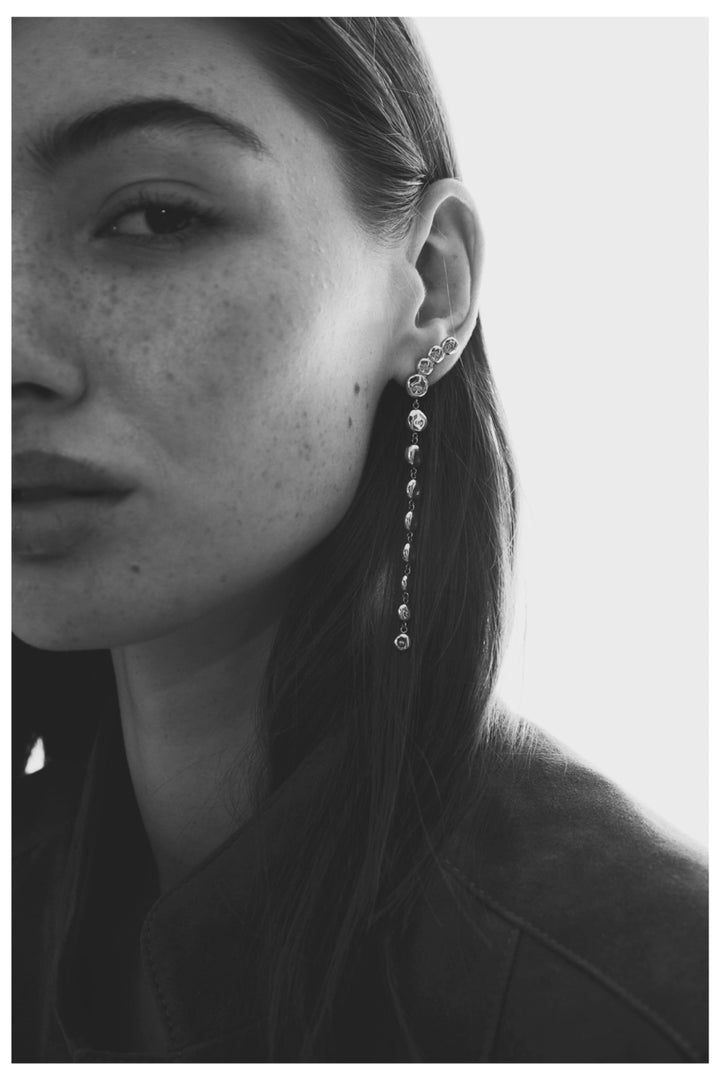 The Long Pebble Earrings Gold