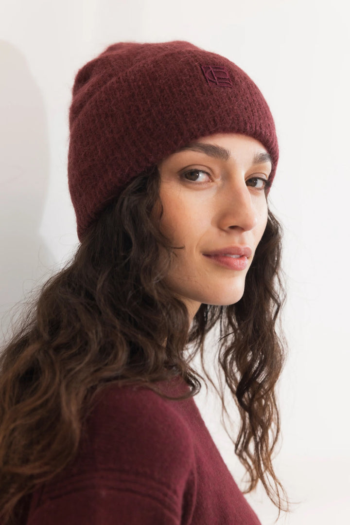 Naya Beanie Deep Plum