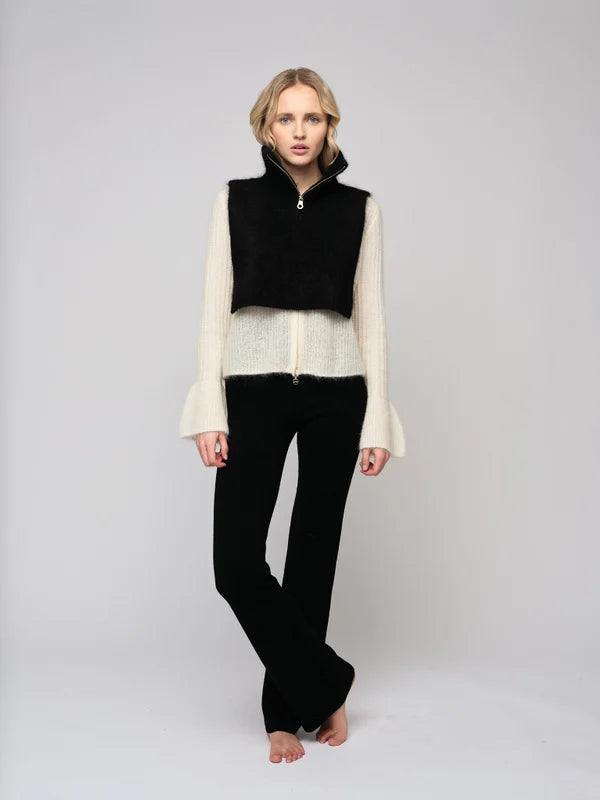 Belinda Chunky High Neck Black