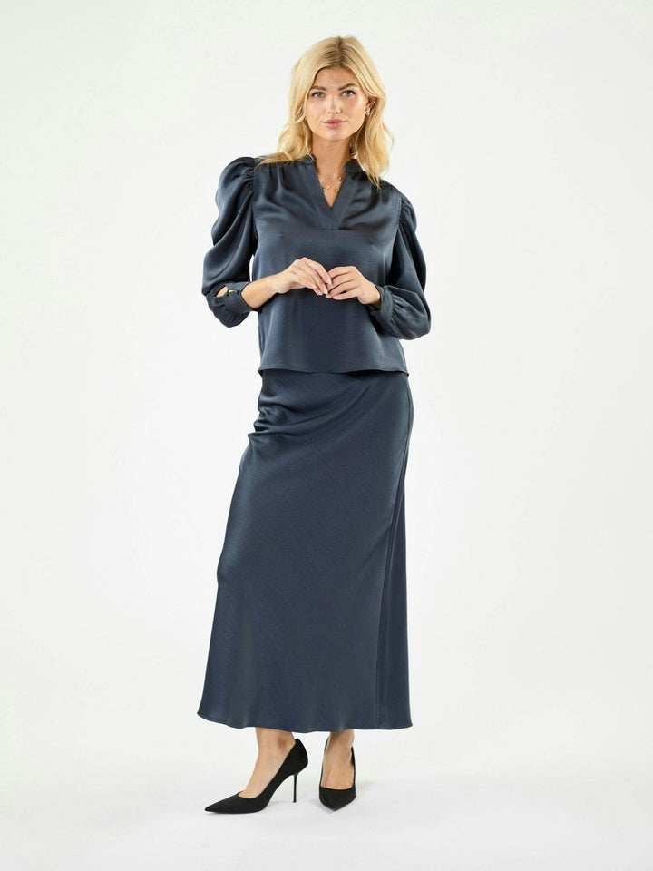 Rosslyn Heavy Sateen Blouse Midnight Blue
