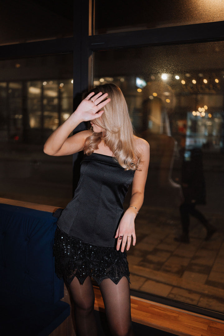 Vesta Top Black