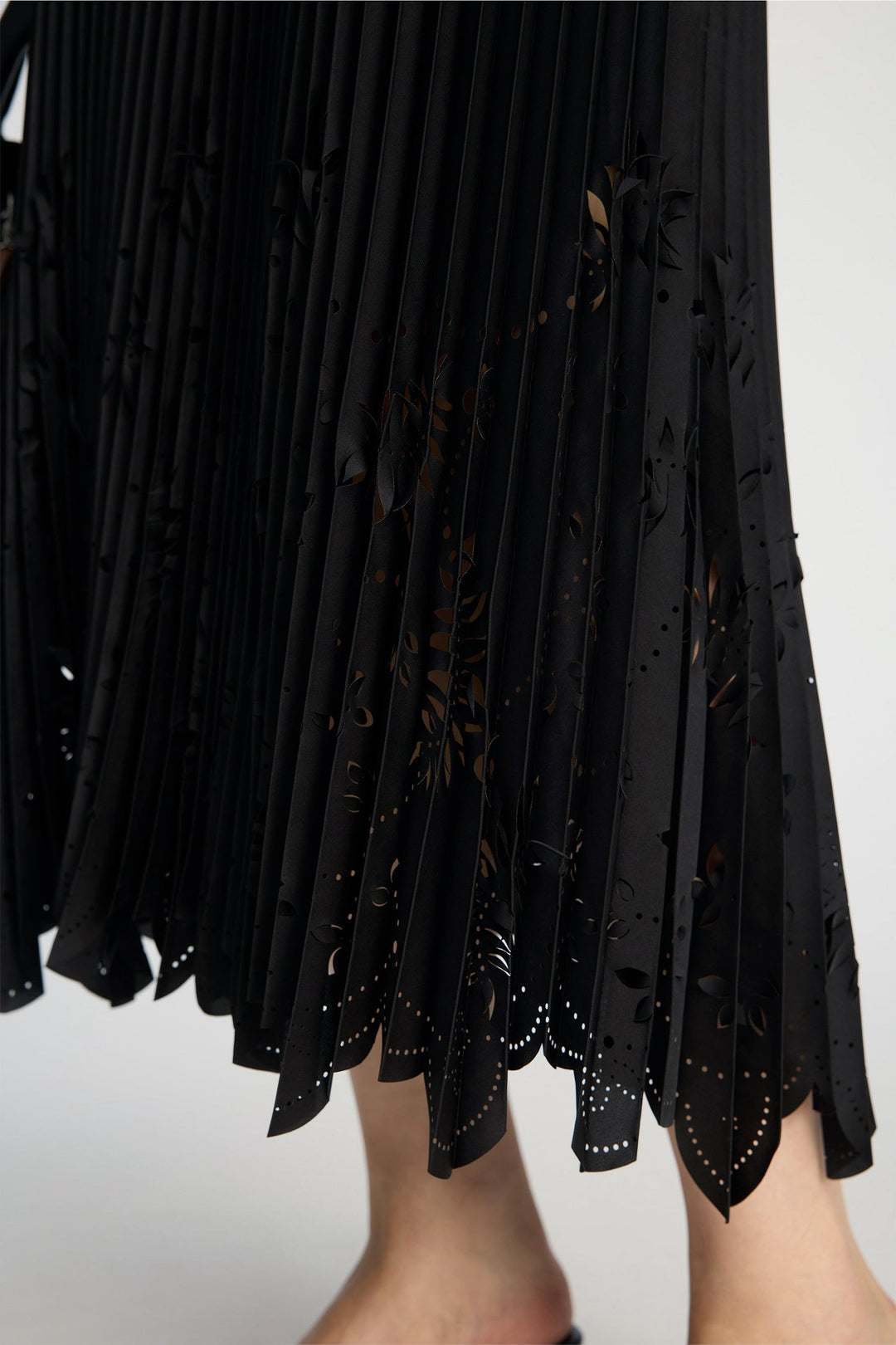 Charming Skirt Black