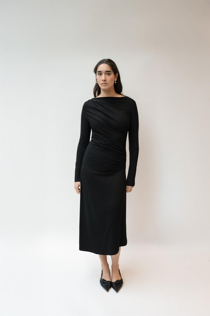 Nashira Dress Black