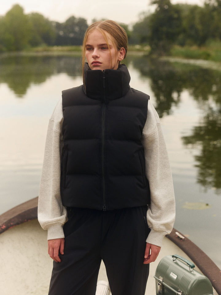 Aurora Puﬀer Vest Mineral Black