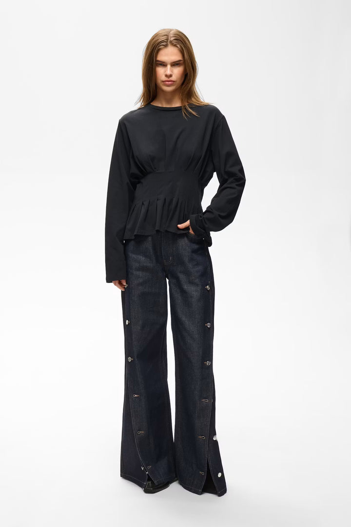 Inez LS Tee Black