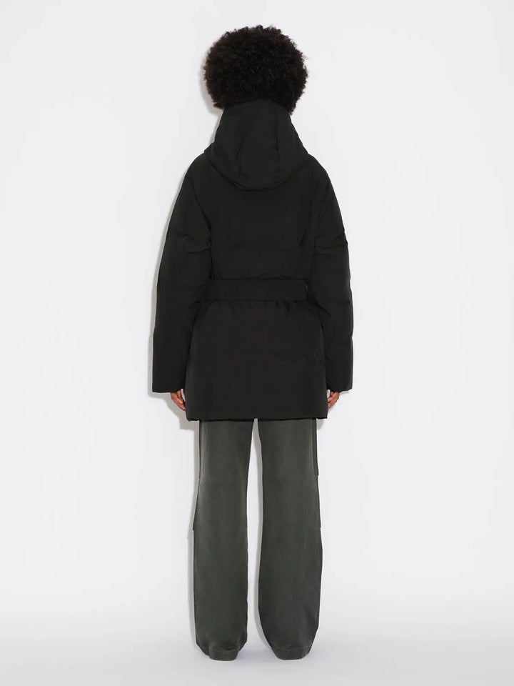 Besseggen Lt Down Jacket Black