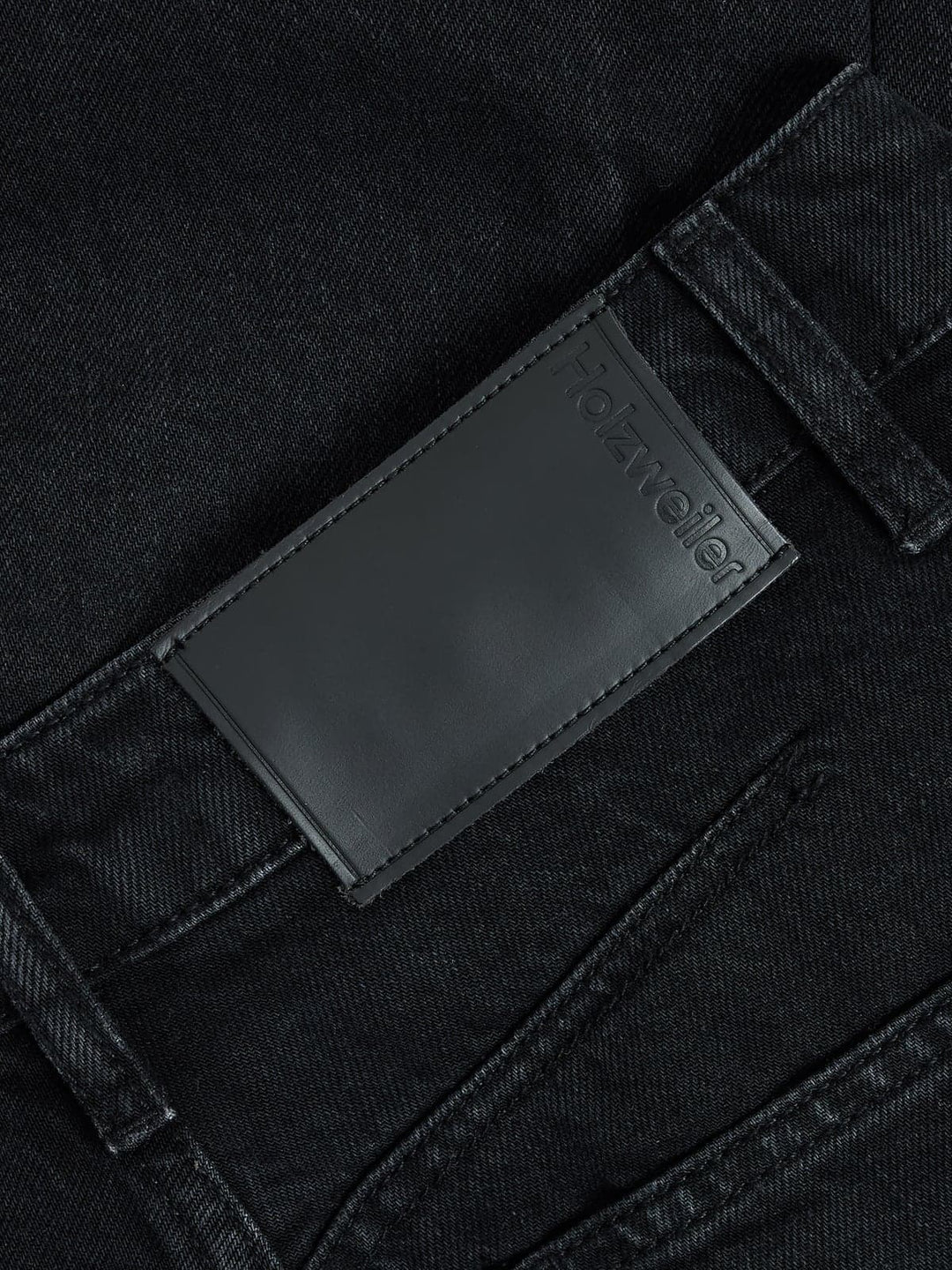 Elm Barrel Jeans Black Washed