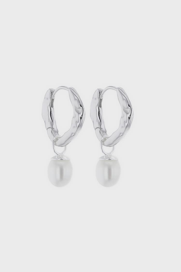The Pearl Charm Silver