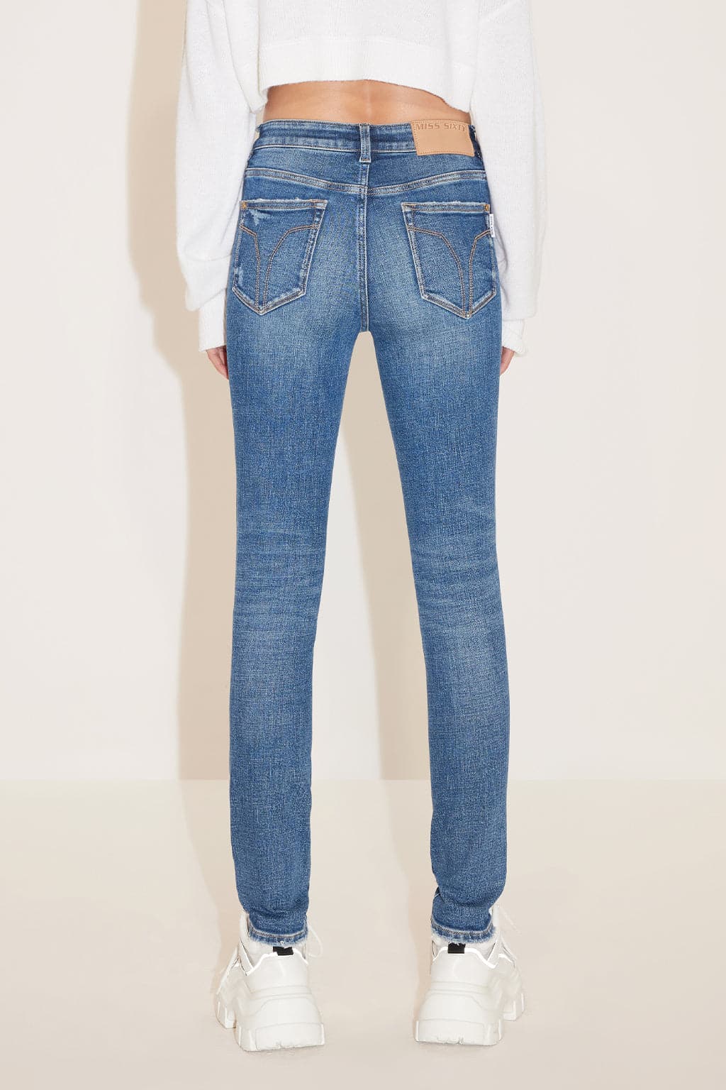 JJ2950 Slim Fitted Ripped Jeans Dark Blue
