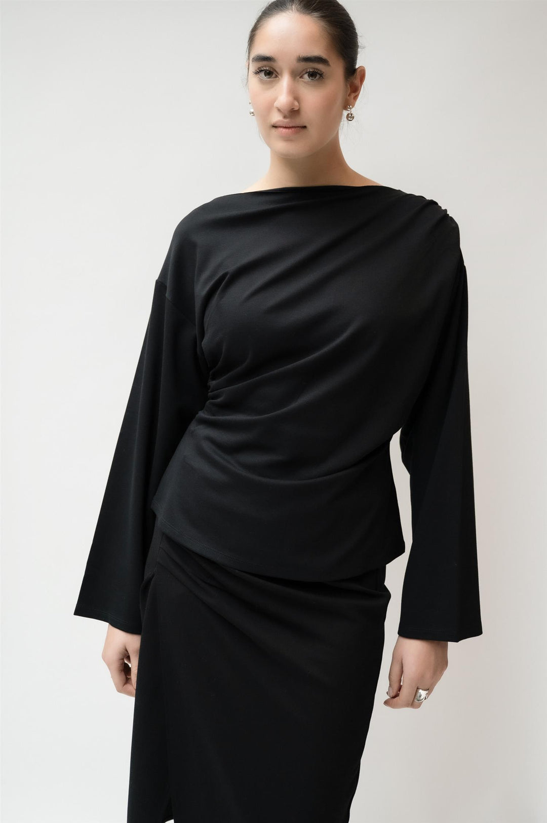 Merak Top Black
