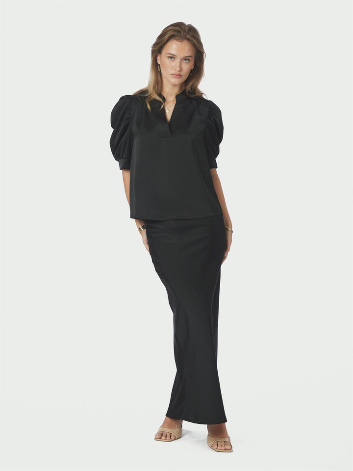 Roella Heavy Sateen Blouse Black