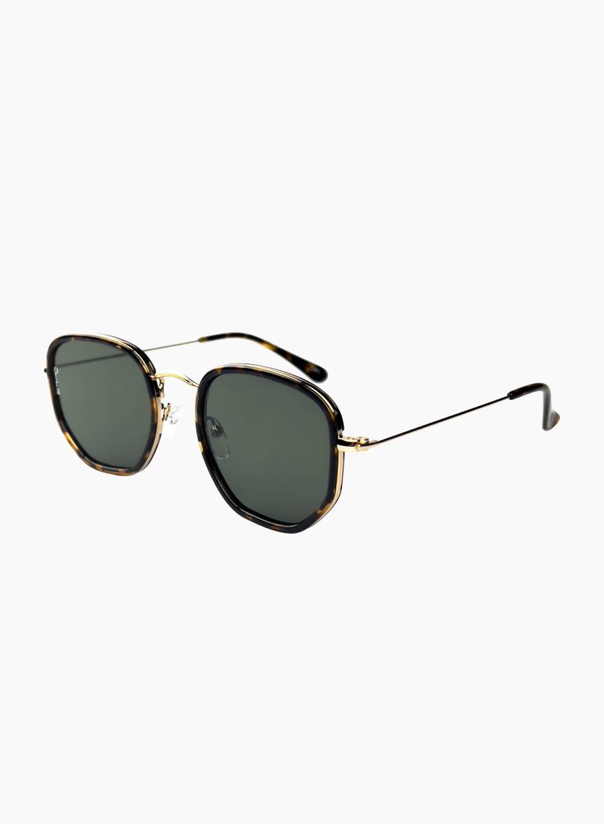 Tate Black/Smoke