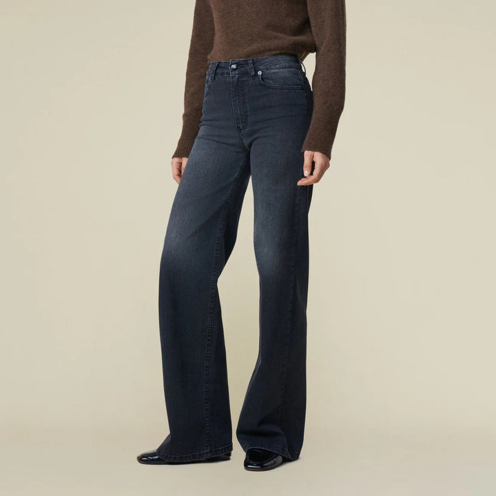 Palazzo Enzyme Black
