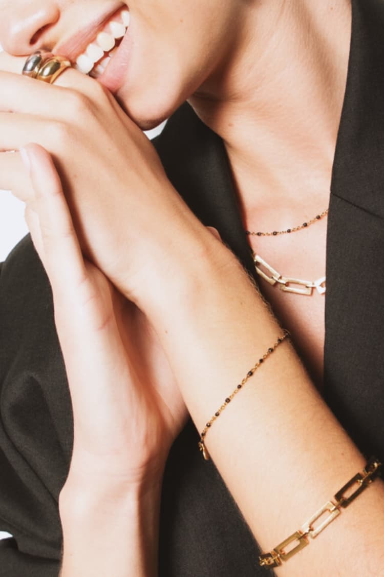 The Black Bead Bracelet Gold