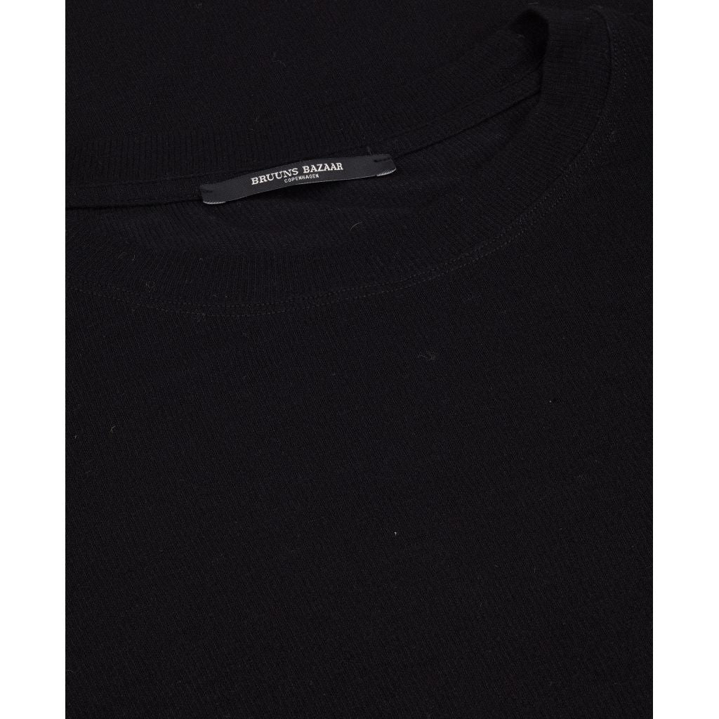 Angela LS T-shirt Black