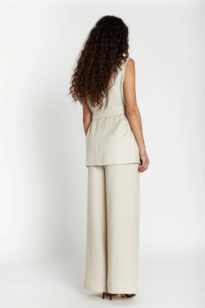 Aphandra Vest Sand