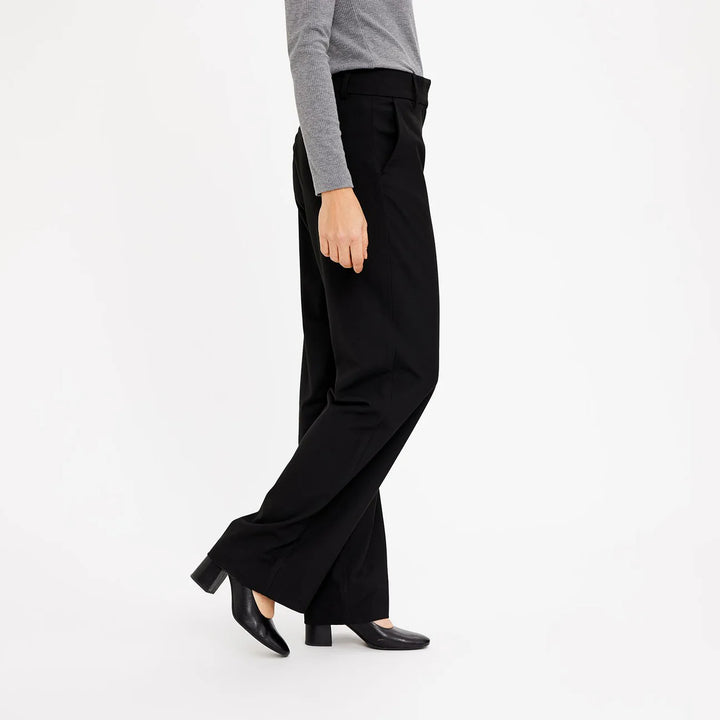Dena FV Regular 285 Black