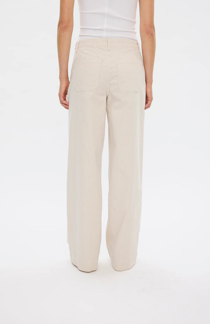 Erika FV 825 Oat Milk Stripe Regular