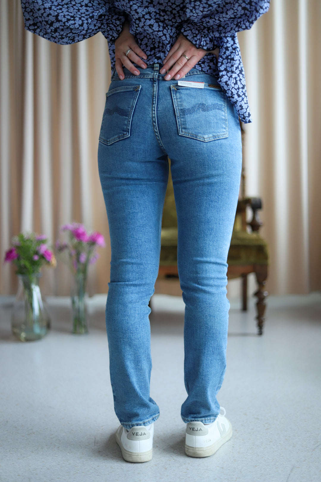 Excl Mellow Mae Blue Reality