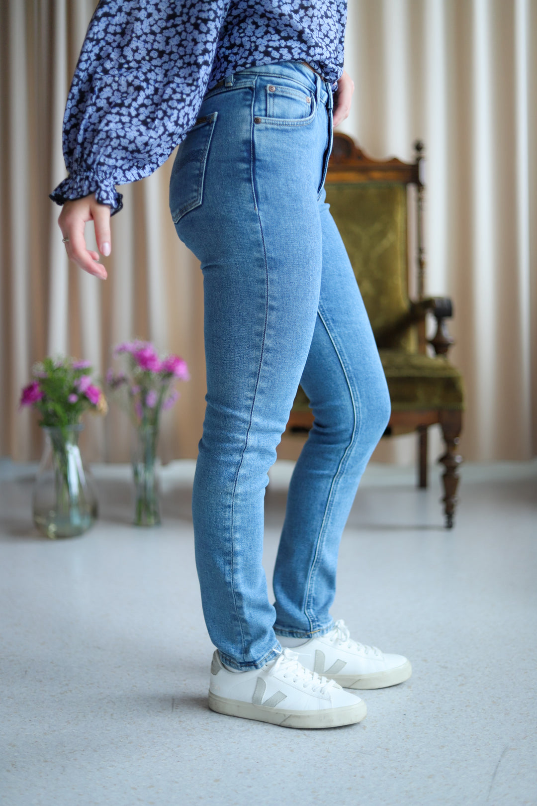 Excl Mellow Mae Blue Reality