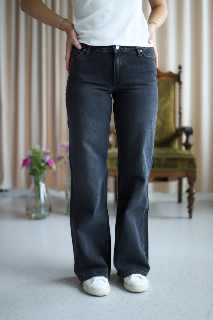 Wide Heidi Slow Black