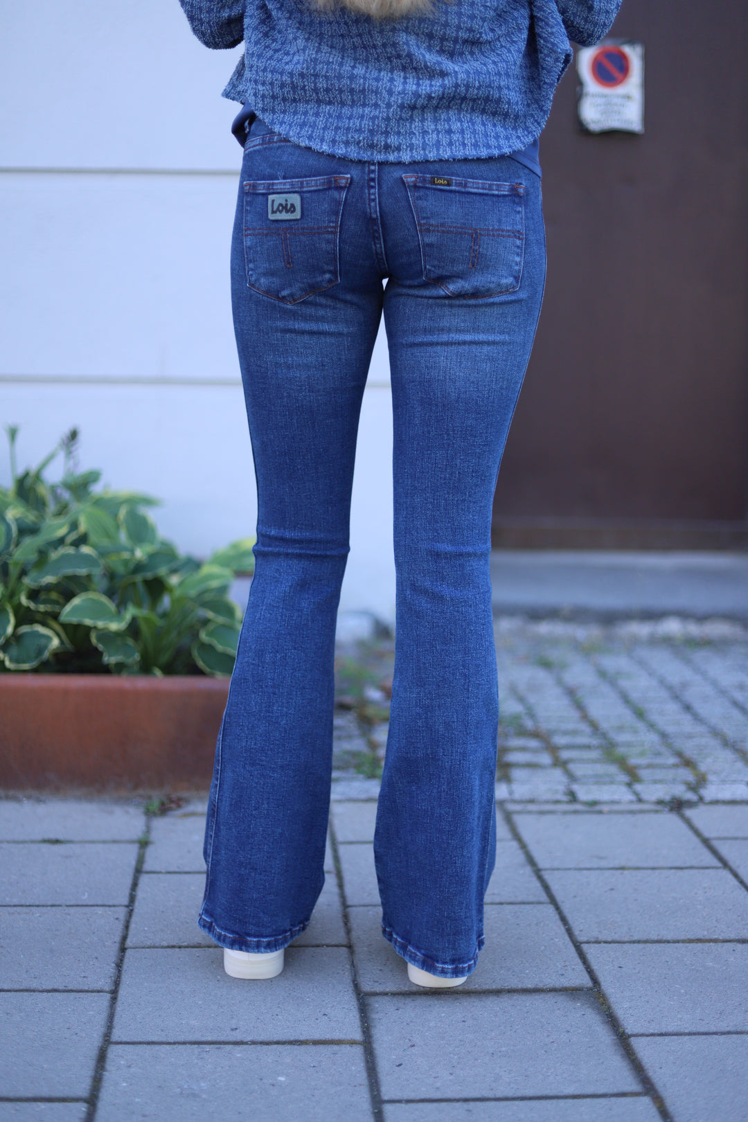Yoko 22 Brushed Dark Stone