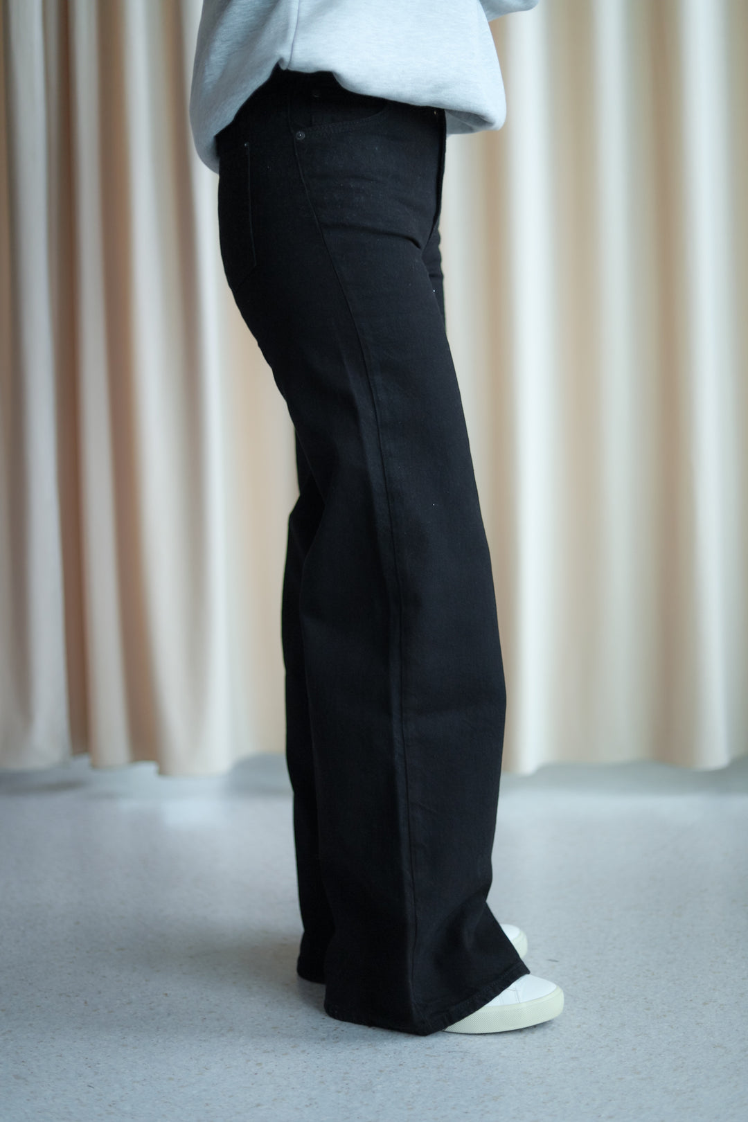 Taylor Jeans Black
