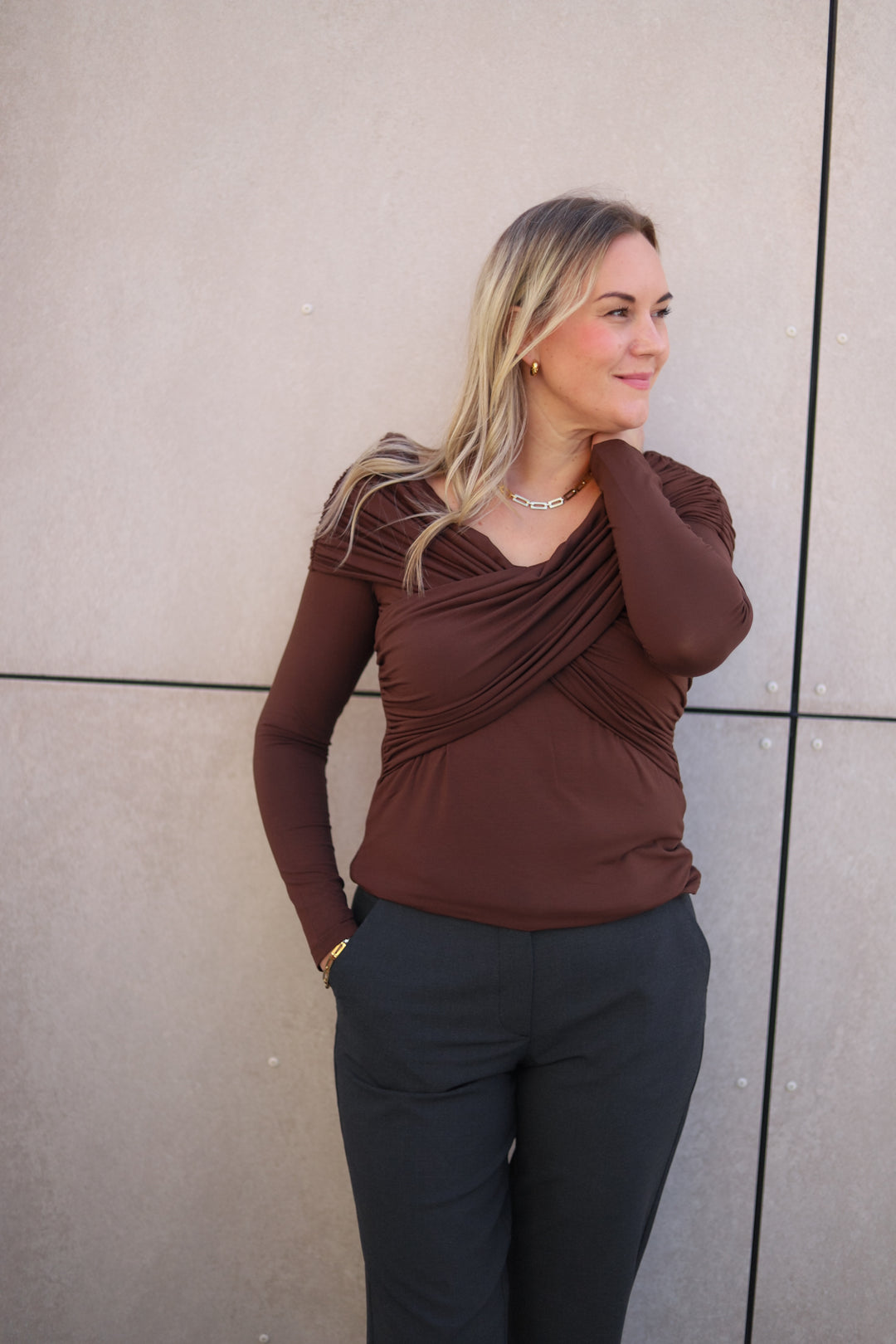 Boxus Top Walnut