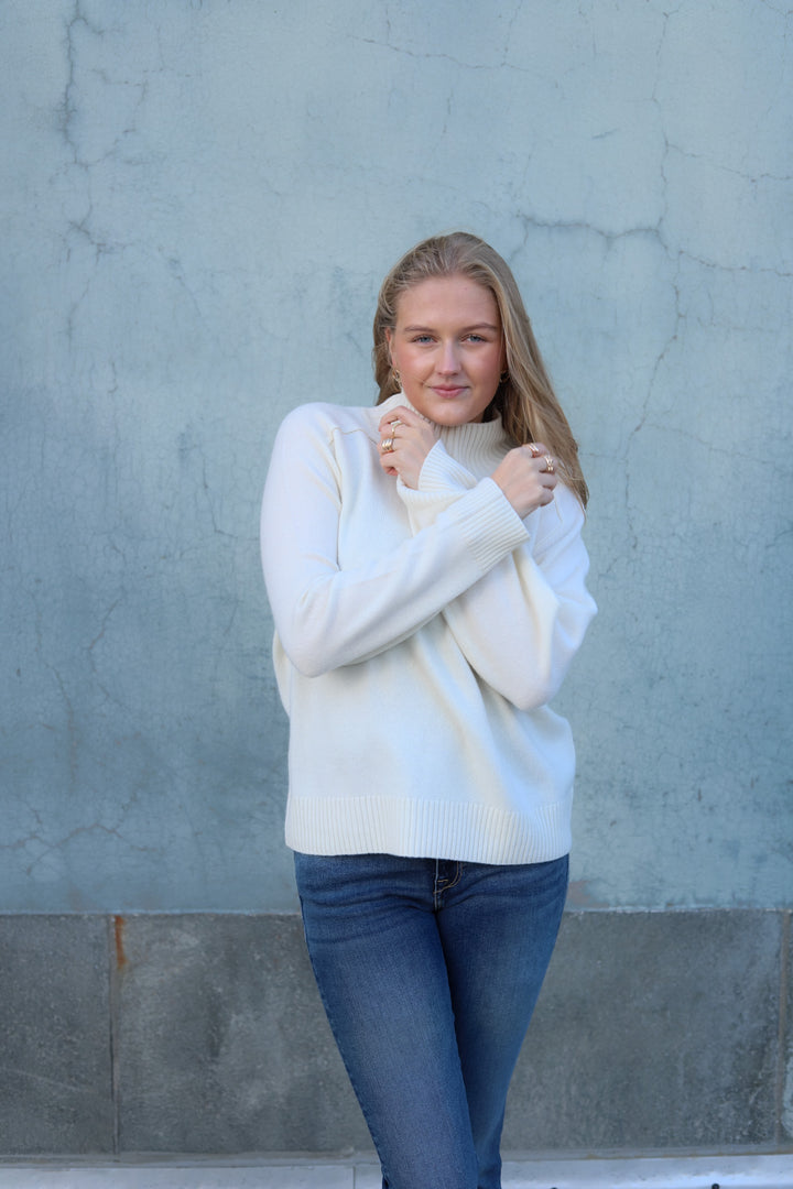 Rico Cashmere Turtleneck Eggshell