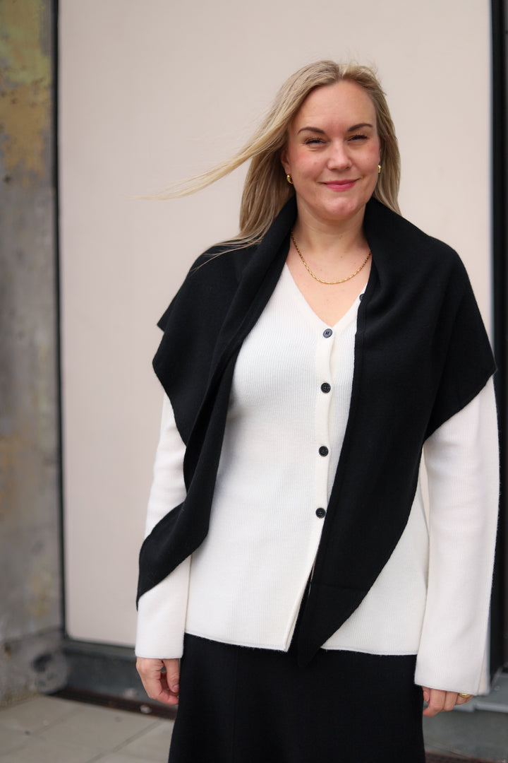 Mira Wool Cash Scarf Black