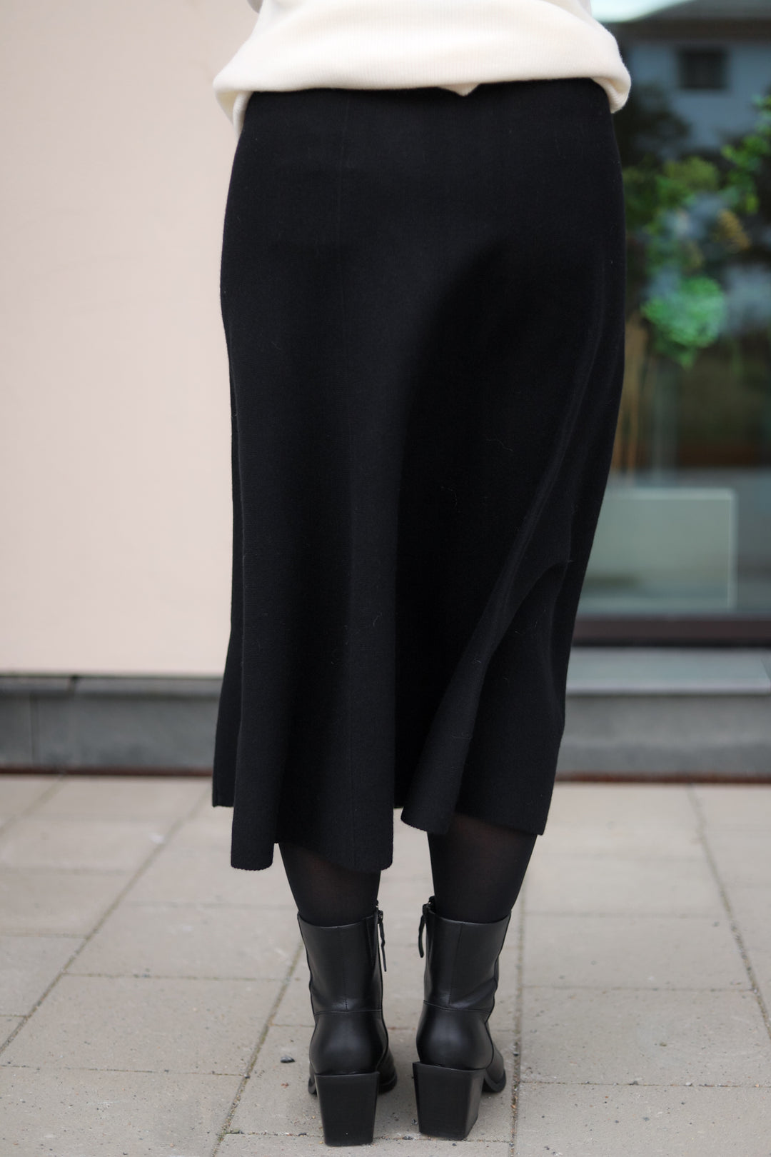 Valeria Merino Skirt Black