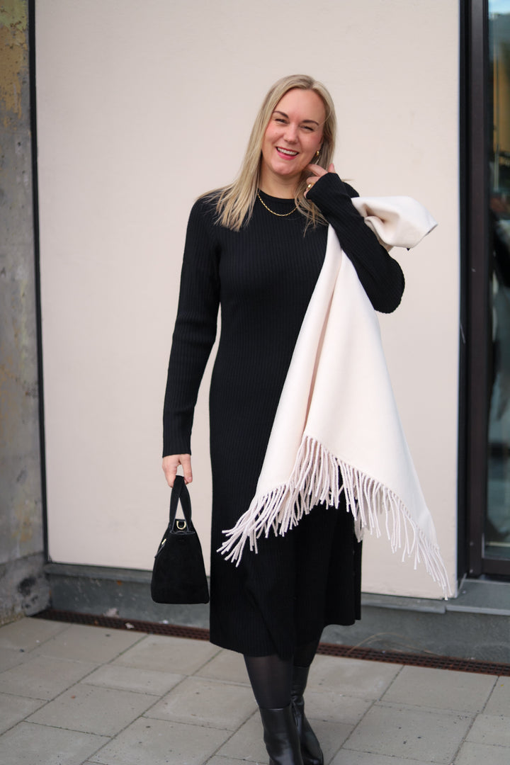 Mima Merino Dress Black