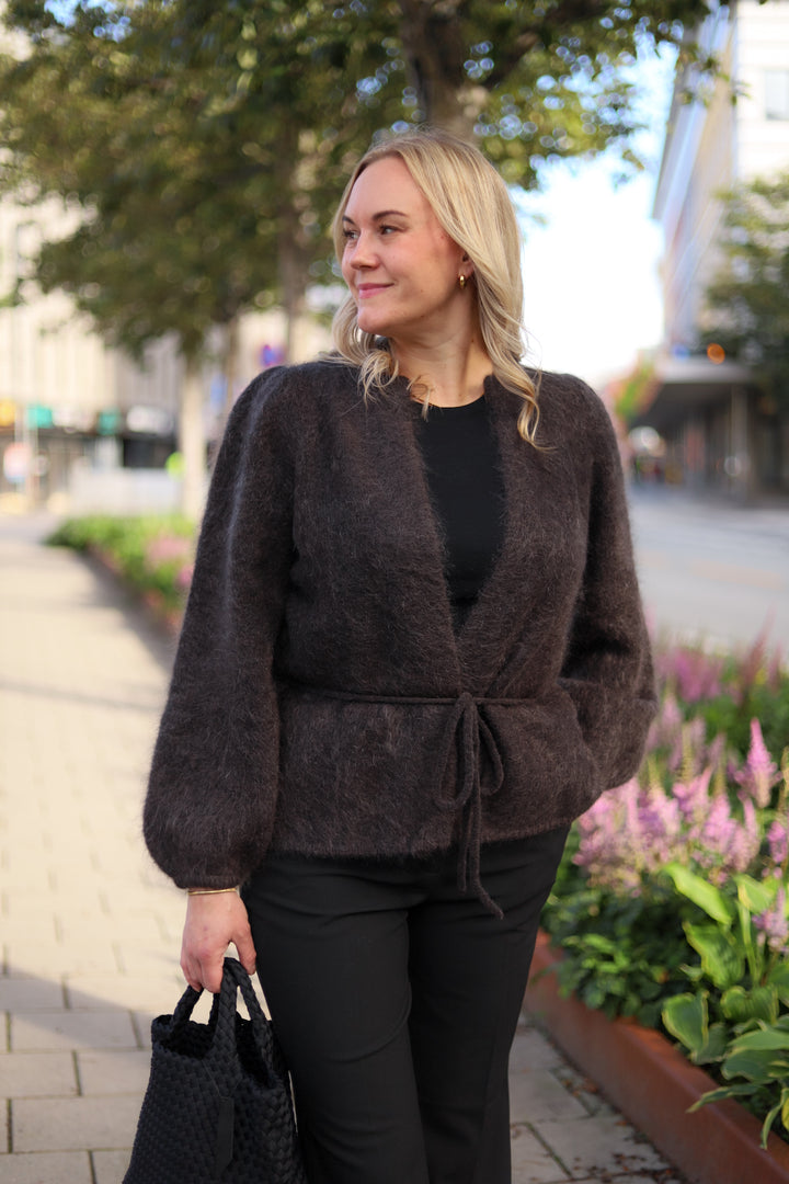 Fredrikke Chunky Cardigan Dark Brown