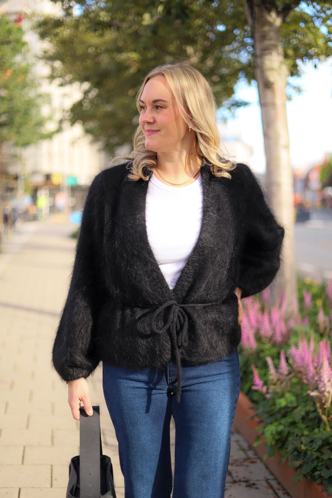 Fredrikke Chunky Cardigan Black