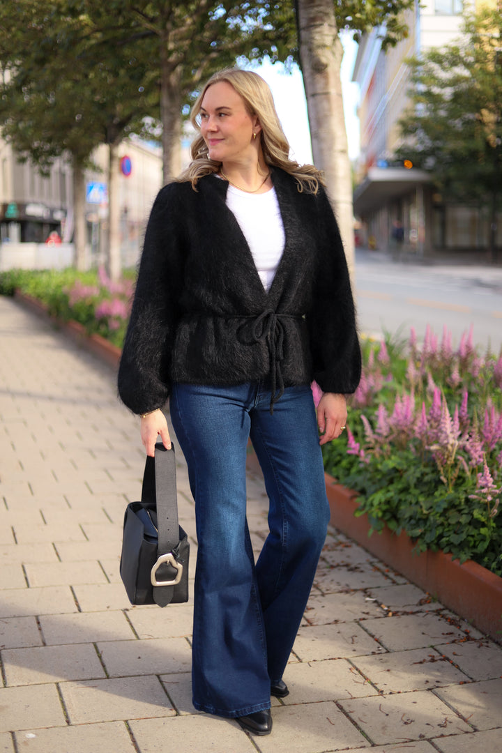 Fredrikke Chunky Cardigan Black