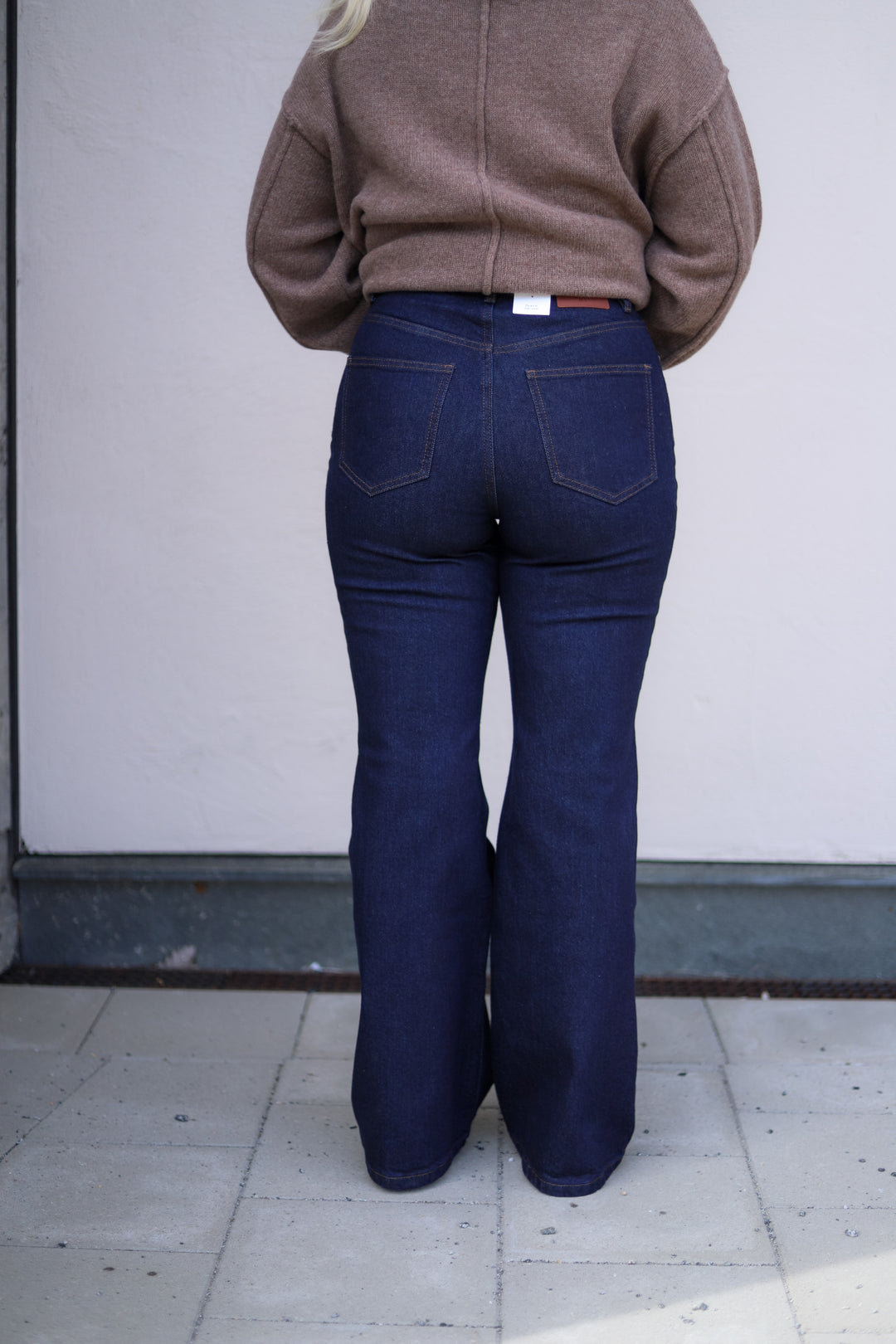 Odette FV 745 Dark Rinse Denim Regular