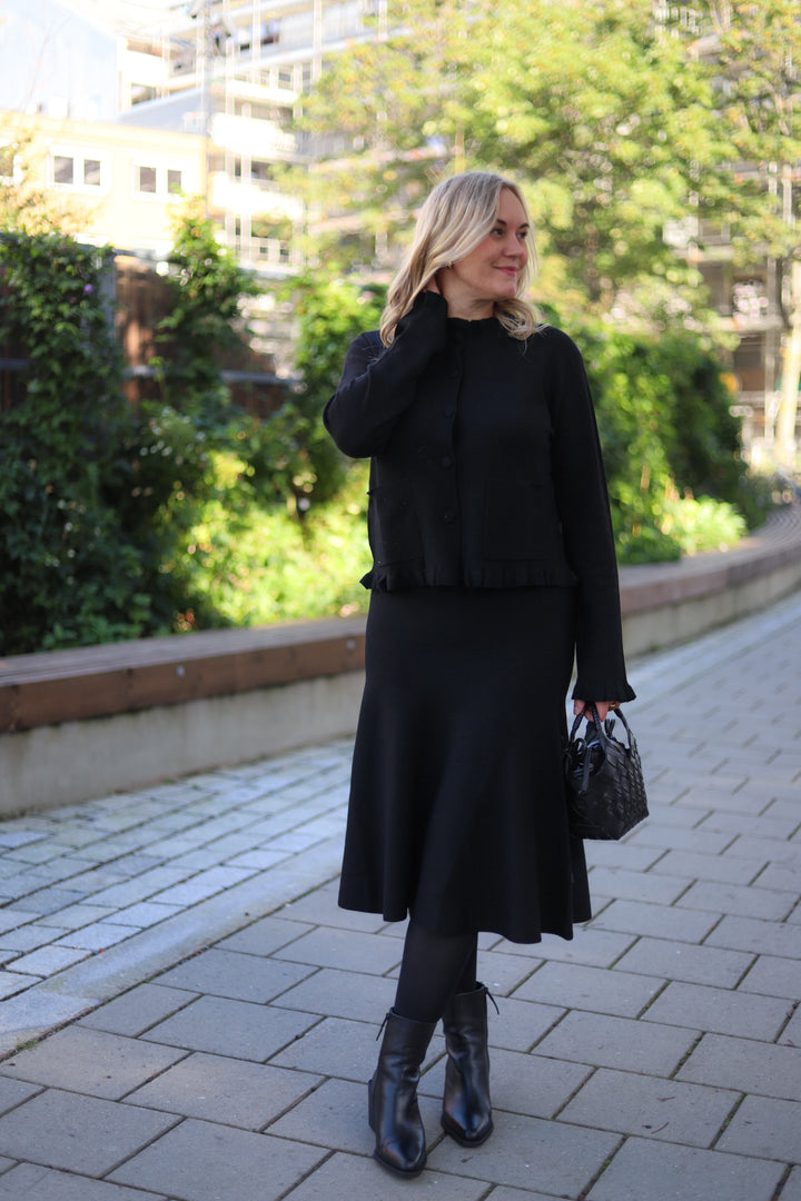 Darja Merino Skirt Black