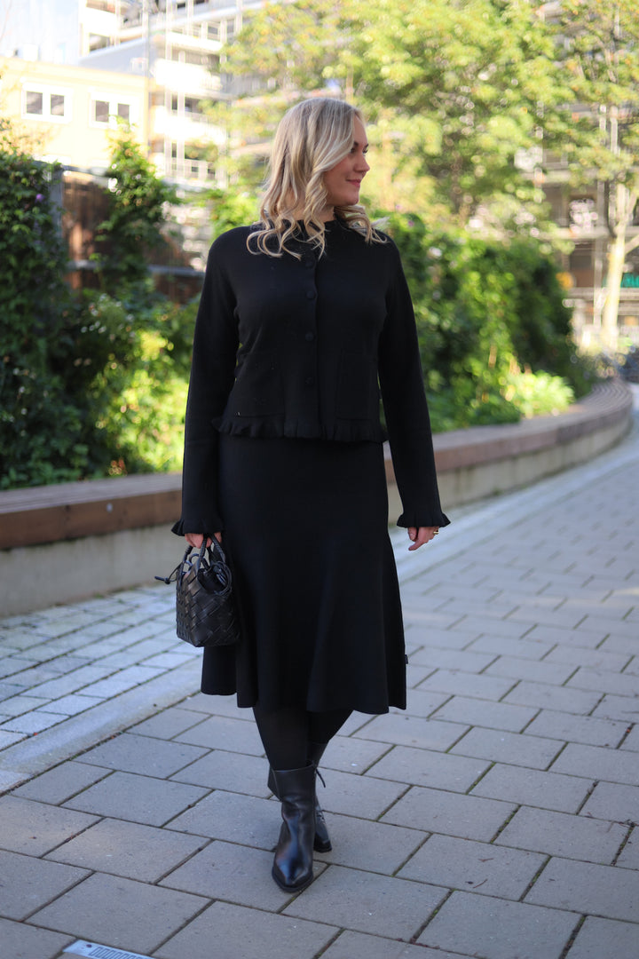Darja Merino Skirt Black
