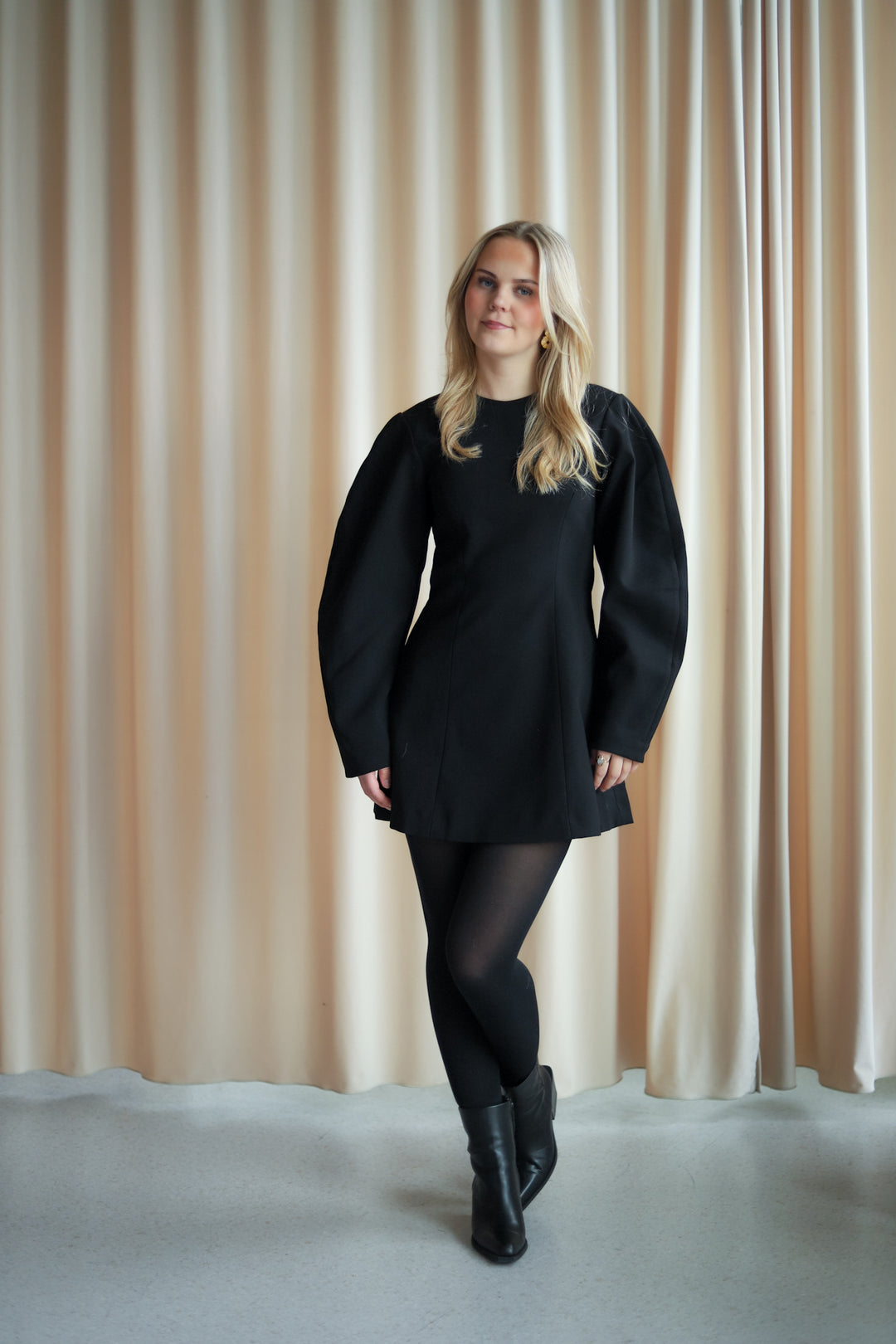Suiting Flared Mini Dress Black