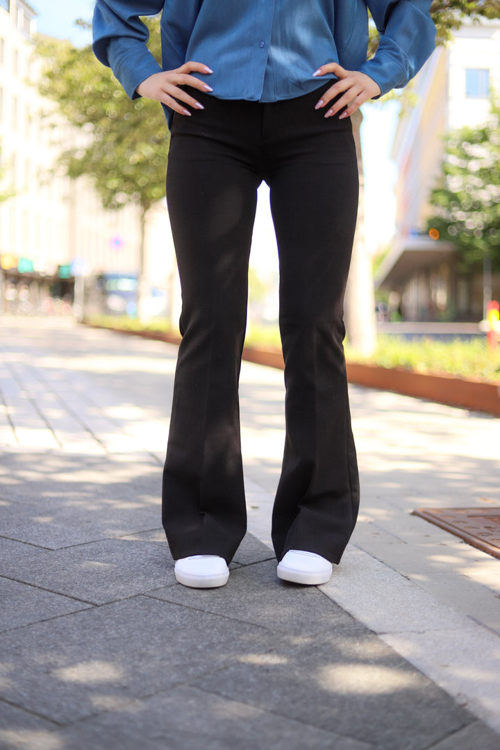 Silvia Suple Roble Wool Black