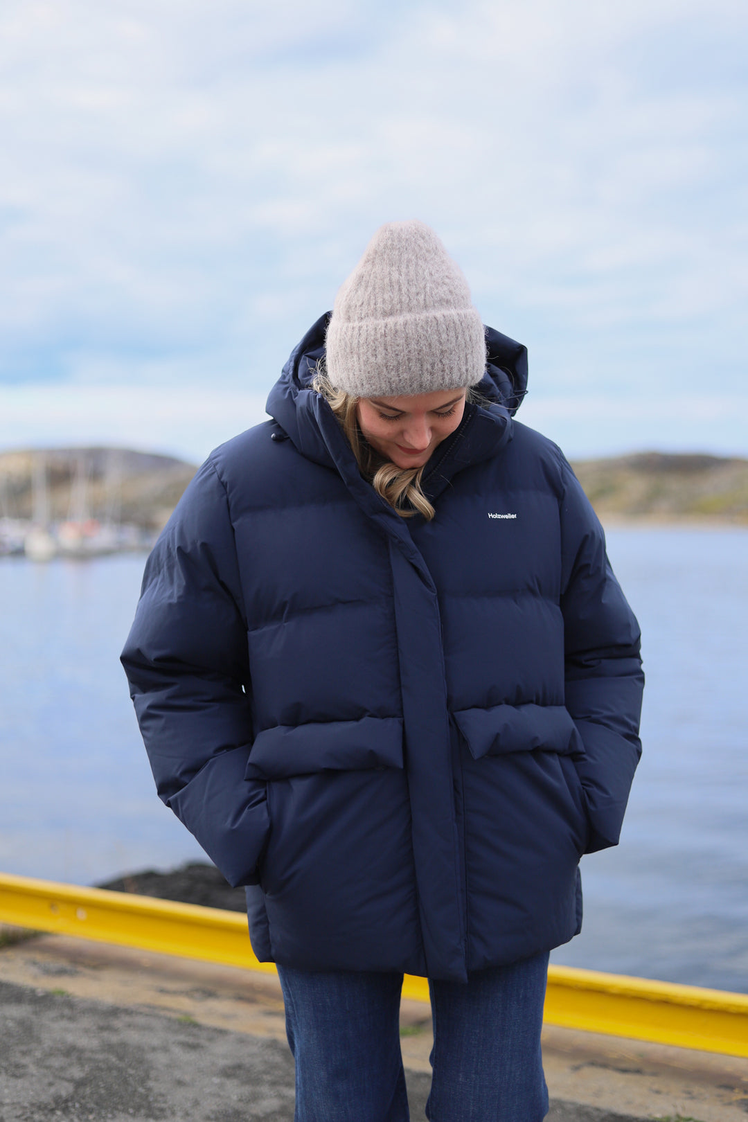 Besseggen Down Jacket Dk. Navy