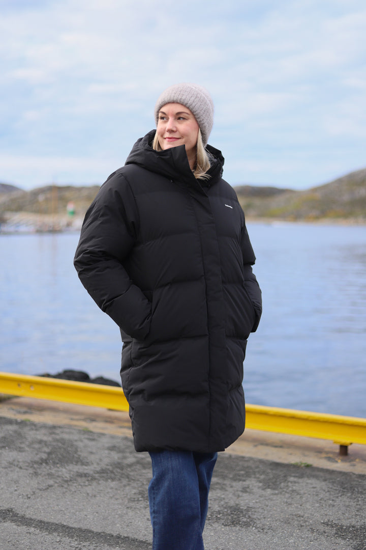 Loen Down Coat Black