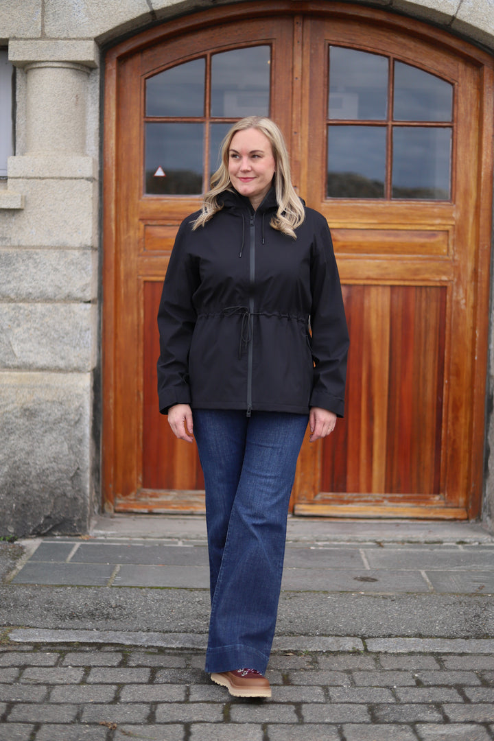 Suva Hardshell String Jacket W3 Black