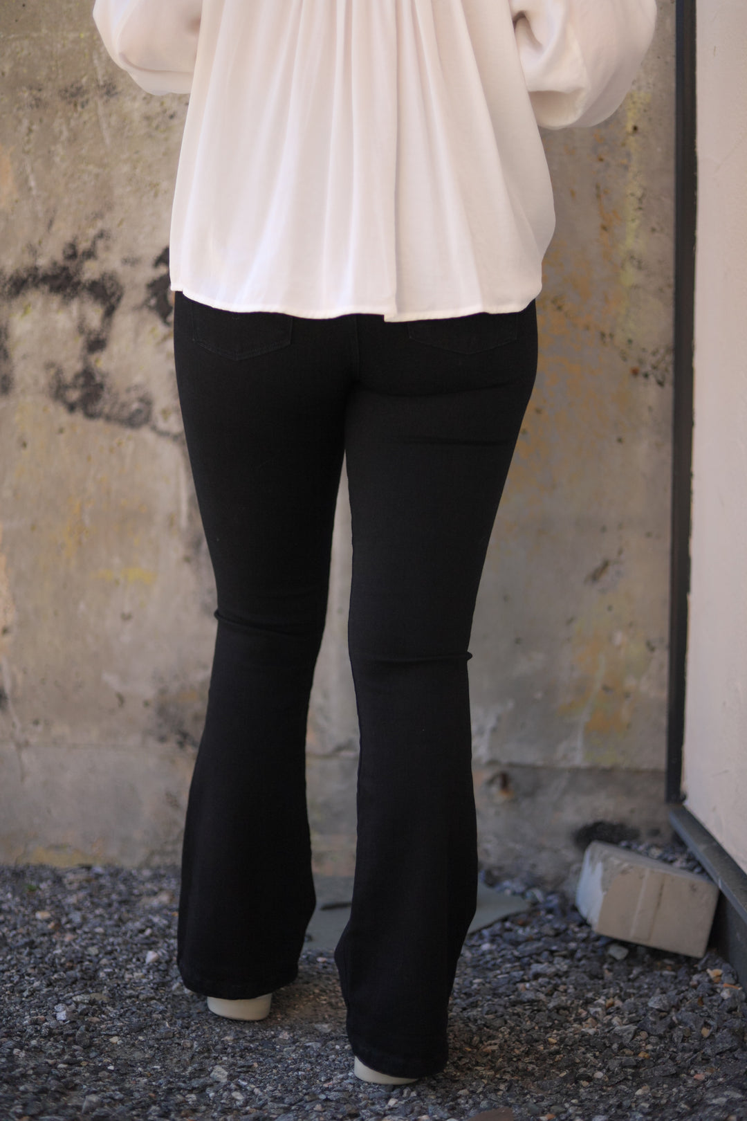 Raval 16 The Black Caspar Stone Black